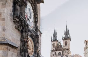 Evlilik Teklifi İçin Prag’ın En Romantik 12 Noktası Prag'da çift fotoğraf çekimi (4)