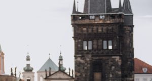 Prag’da Fotoğrafçı Seçenekleri: Fiyat ve Kalite Karşılaştırması