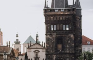 Prag’da Fotoğrafçı Seçenekleri: Fiyat ve Kalite Karşılaştırması