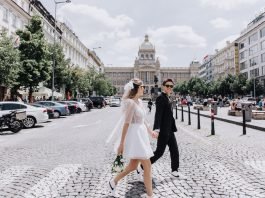 Prag’da Resmî Nikah: Yabancılar İçin Belgeler ve Süreç Prag'da düğün fotoğraf çekimi (4)
