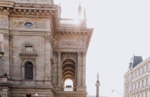 Prag’da Evlilik Teklifi İçin En İyi Saat ve Mevsim Prag'da düğün fotoğraf çekimi (2)