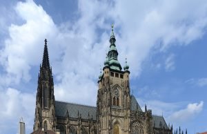 Aziz Vitus Katedrali: Prag’ın Gotik Mücevheri Aziz Vitus Katedrali: Prag’ın Gotik Mücevheri