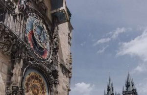 Astronomik Saat (Orloj): Prag’ın Zamansız Mücevheri Astronomik Saat (Orloj): Prag’ın Zamansız Mücevheri