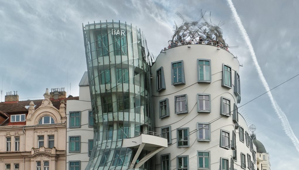 Dans Eden Ev: Prag’ın Modern Mimari İkonu