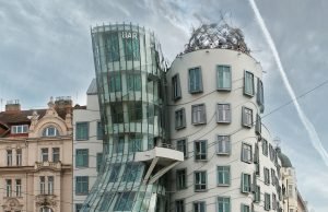 Dans Eden Ev: Prag’ın Modern Mimari İkonu Dans Eden Ev: Prag’ın Modern Mimari İkonu