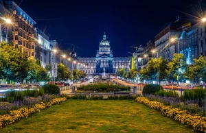 Wenceslas Meydanı Hakkında 10 İlginç Bilgi: Prag’ın Kalbinde Bir Tarih ve Kültür Merkezi Wenceslas Meydanı Hakkında 10 İlginç Bilgi: Prag’ın Kalbinde Bir Tarih ve Kültür Merkezi