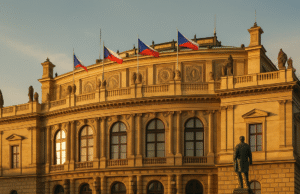 Rudolfinum Konser Salonu (Prag)